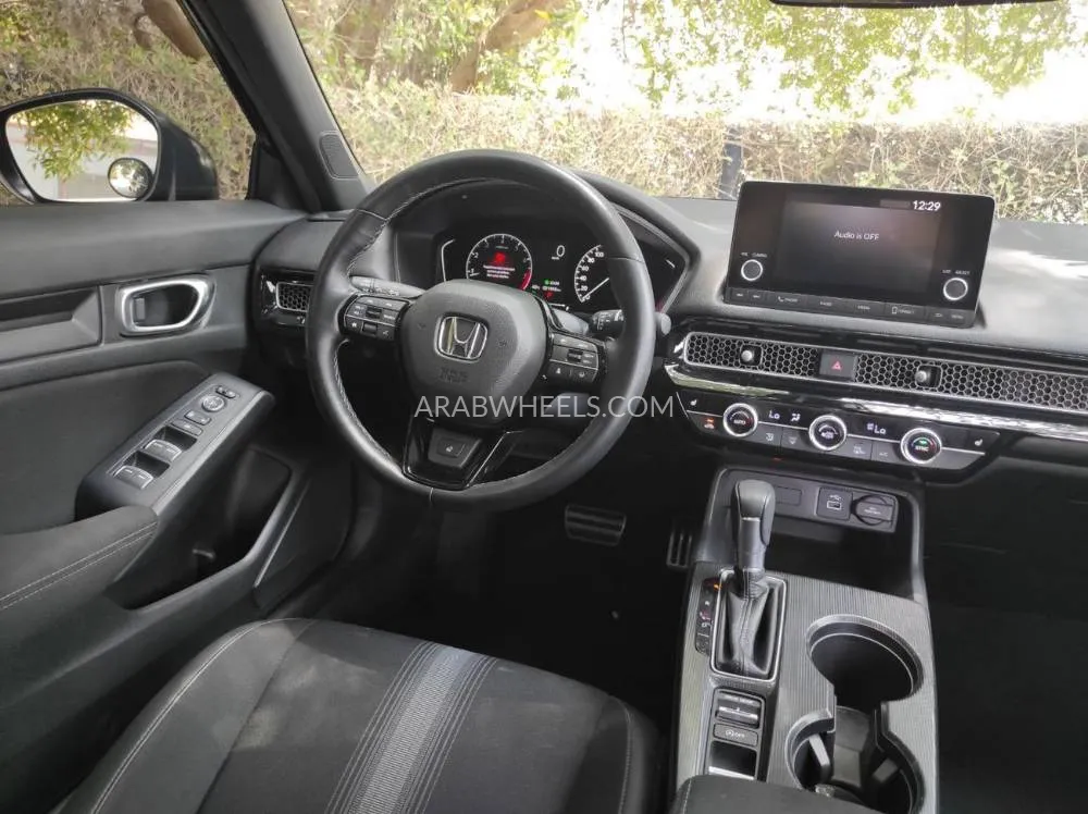 Honda Civic 2024 for Sale in Sharjah Image-20