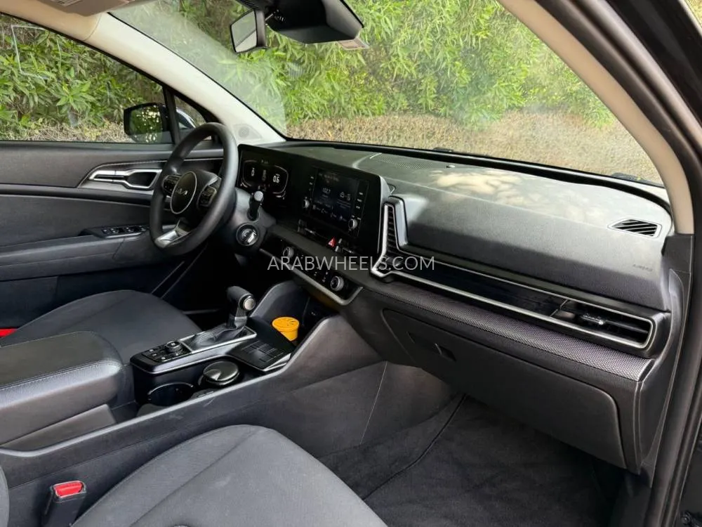 Kia Sportage 2023 for Sale in Sharjah Image-15