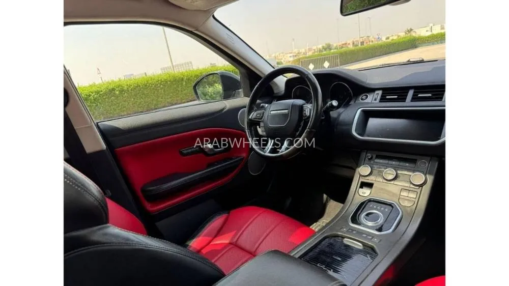 Land Rover Range Rover Evoque 2018 for Sale in Sharjah Image-10