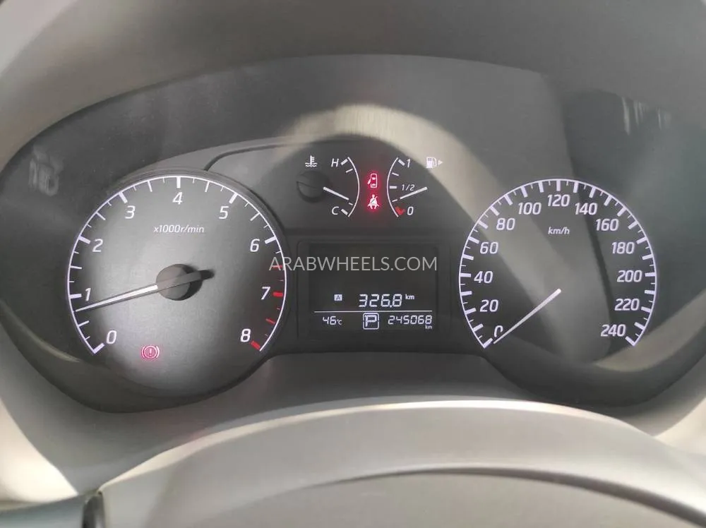 Nissan Sentra 2016 for Sale in Sharjah Image-16