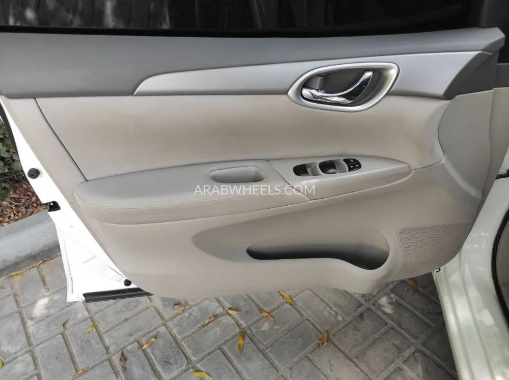 Nissan Sentra 2016 for Sale in Sharjah Image-19