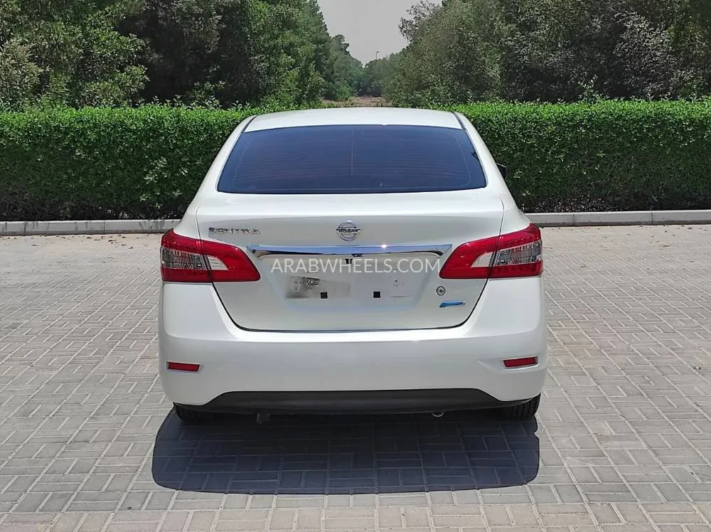 Nissan Sentra 2016 for Sale in Sharjah Image-22