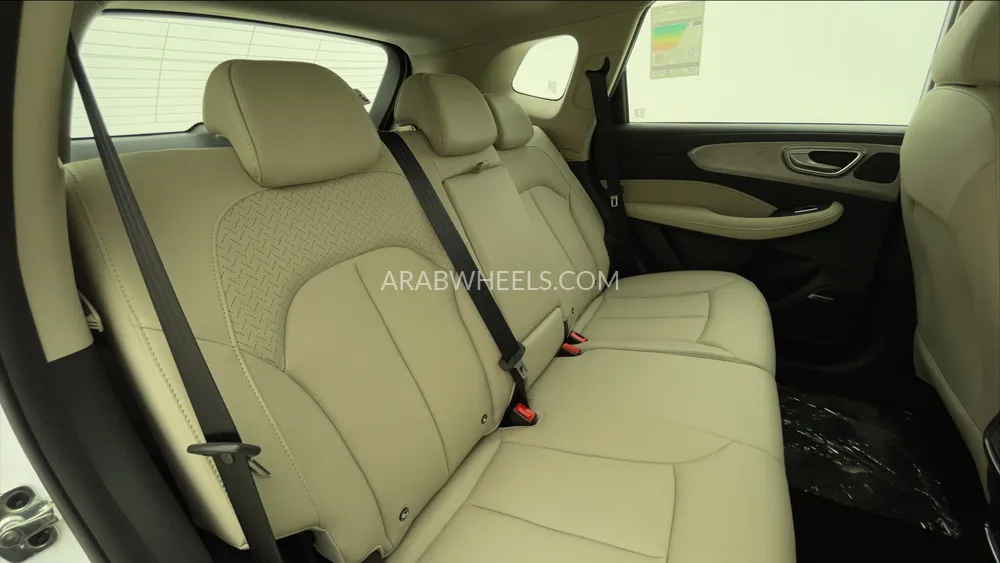 إم جي RX5 2025 for Sale in دبي Image-29