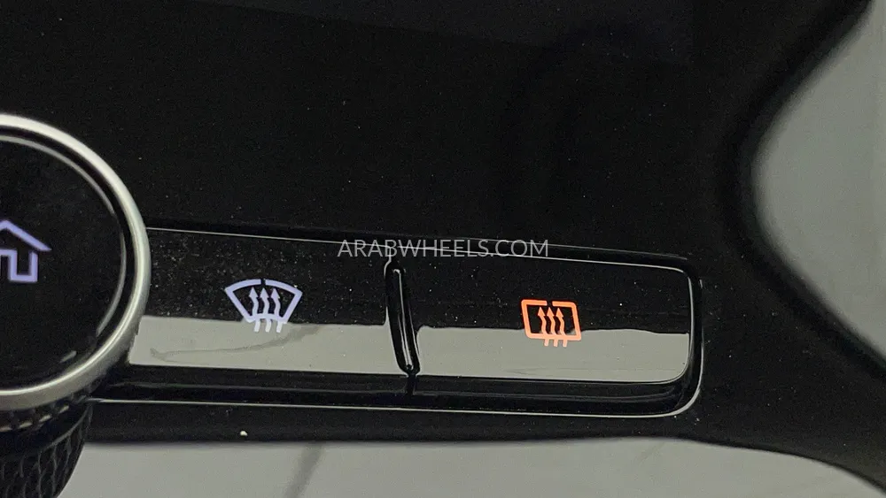 إم جي RX5 2025 for Sale in دبي Image-48