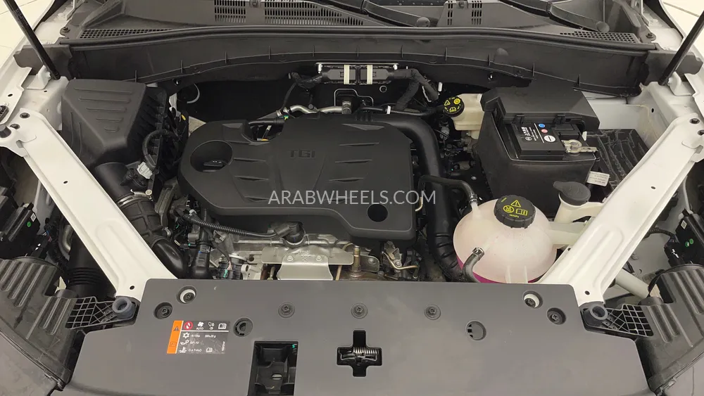 إم جي RX5 2025 for Sale in دبي Image-9