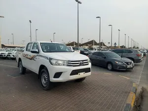 Toyota Hilux 2.4L DLX Double Cab DIesel 4x4 2019 for Sale