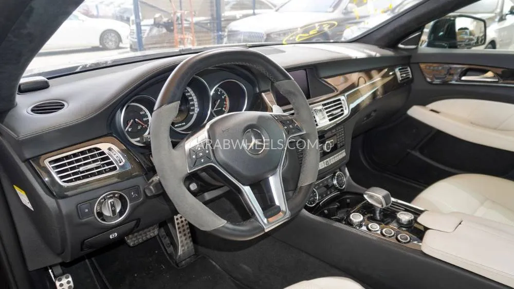Mercedes Benz CLS Class 2012 for Sale in Dubai Image-4