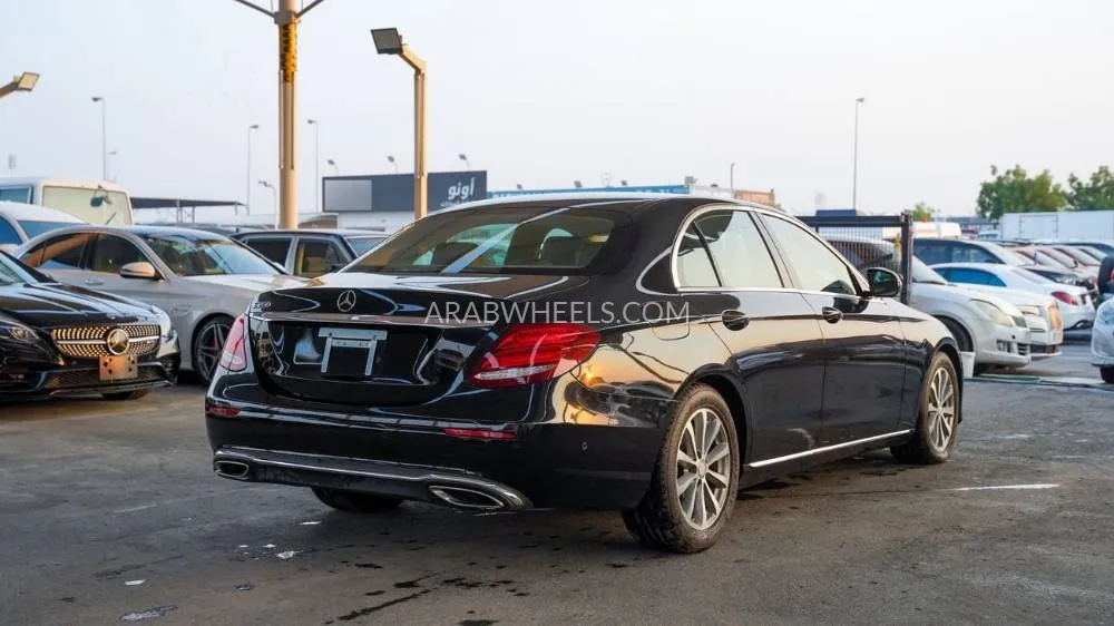 مرسيدس بنز كلاس E 2016 for Sale in دبي Image-16