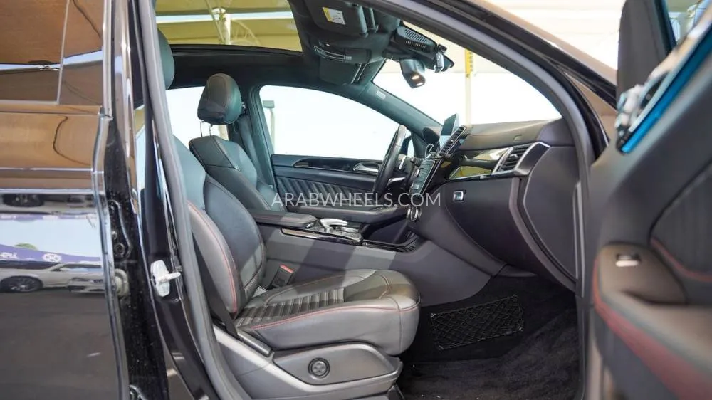 Mercedes Benz GLE Class 2017 for Sale in Dubai Image-11