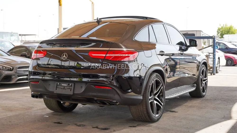 Mercedes Benz GLE Class 2017 for Sale in Dubai Image-16