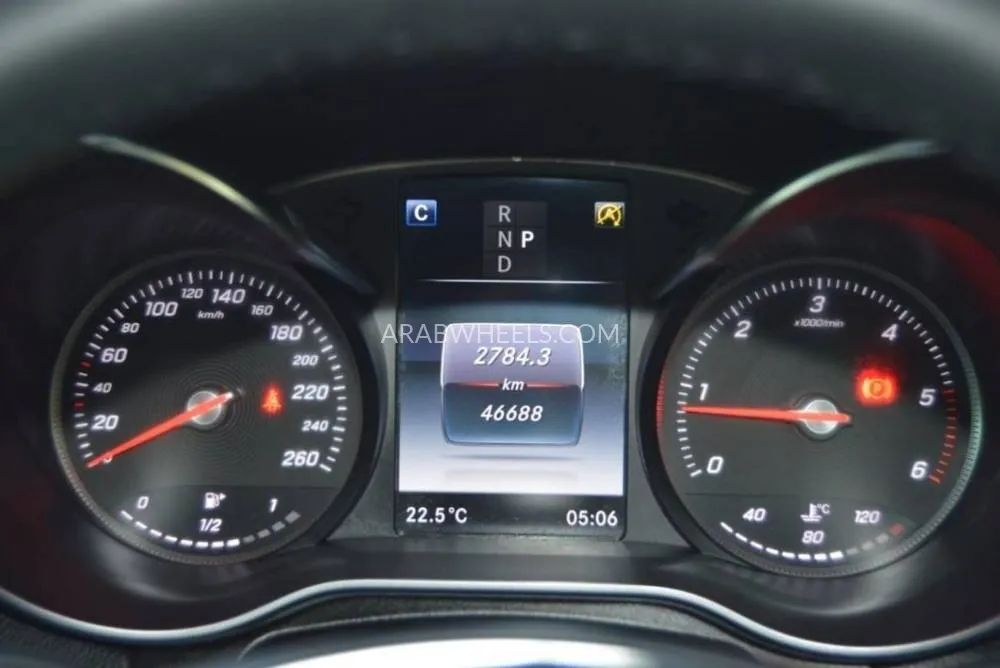 Mercedes Benz GLC Class 2018 for Sale in Dubai Image-19