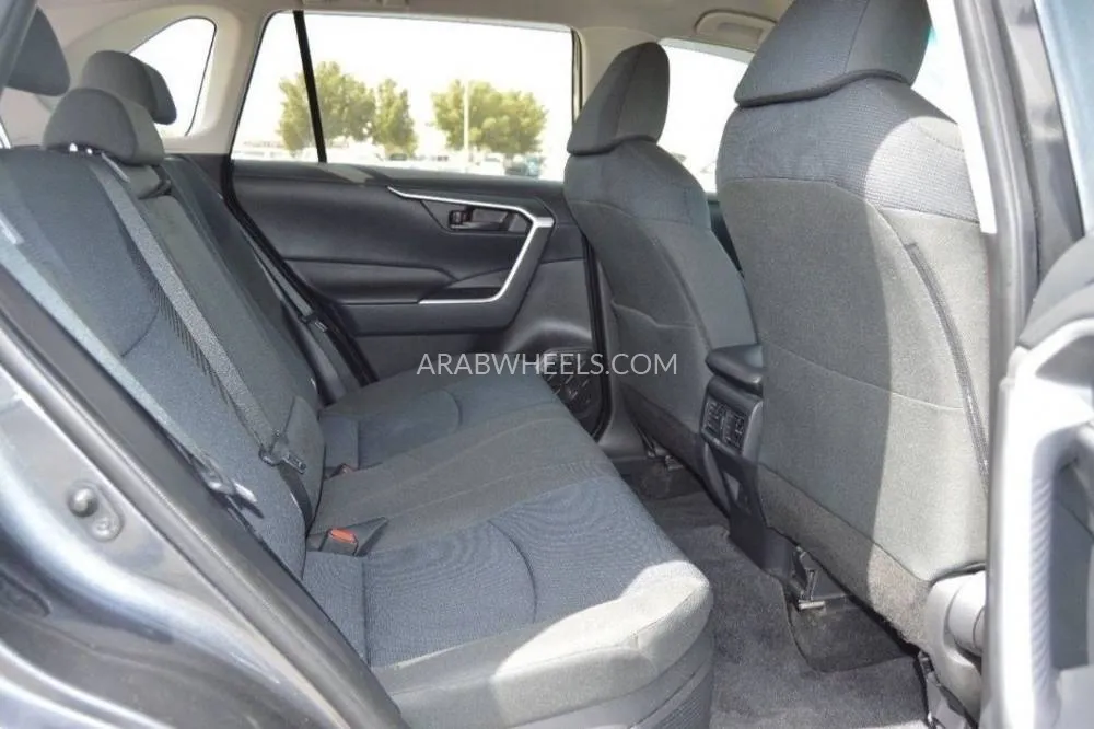 Toyota Rav4 2020 for Sale in Dubai Image-14