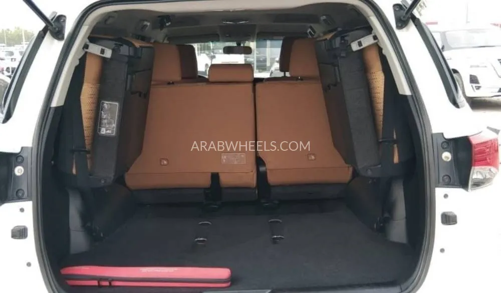Toyota Fortuner 2021 for Sale in Dubai Image-7