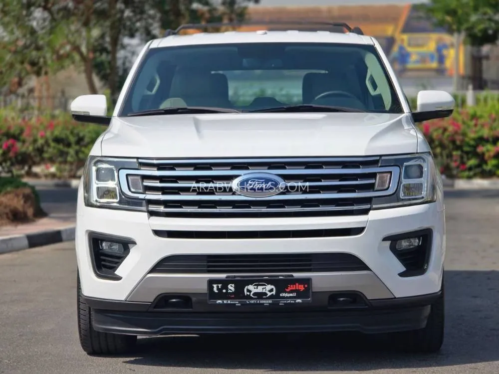 Ford Expedition 2018 for Sale in Dubai Image-2