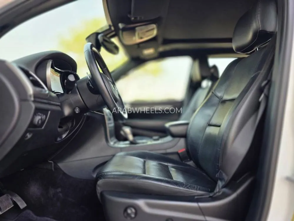 Jeep Grand Cherokee 2018 for Sale in Dubai Image-14