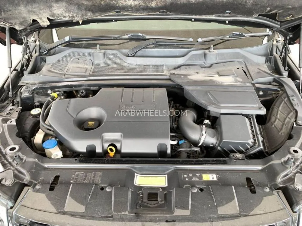 Land Rover Discovery 2016 for Sale in Dubai Image-29