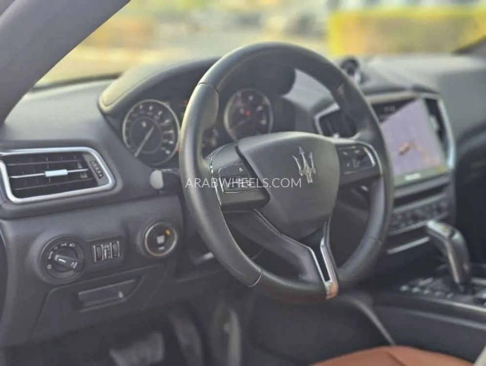 Maserati Ghibli 2021 for Sale in Dubai Image-11