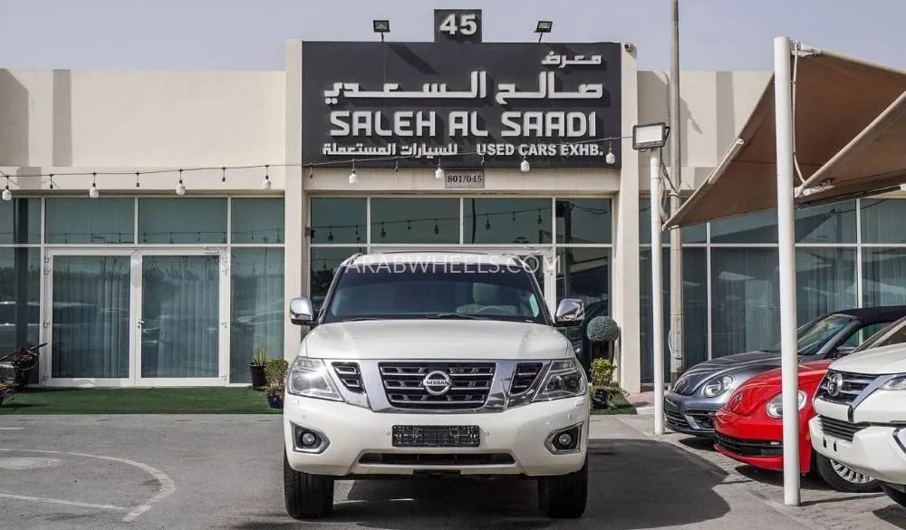 نيسان باترول 2014 for Sale in الشارقة Image-2