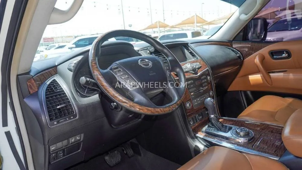 Nissan Patrol 2014 for Sale in Sharjah Image-4