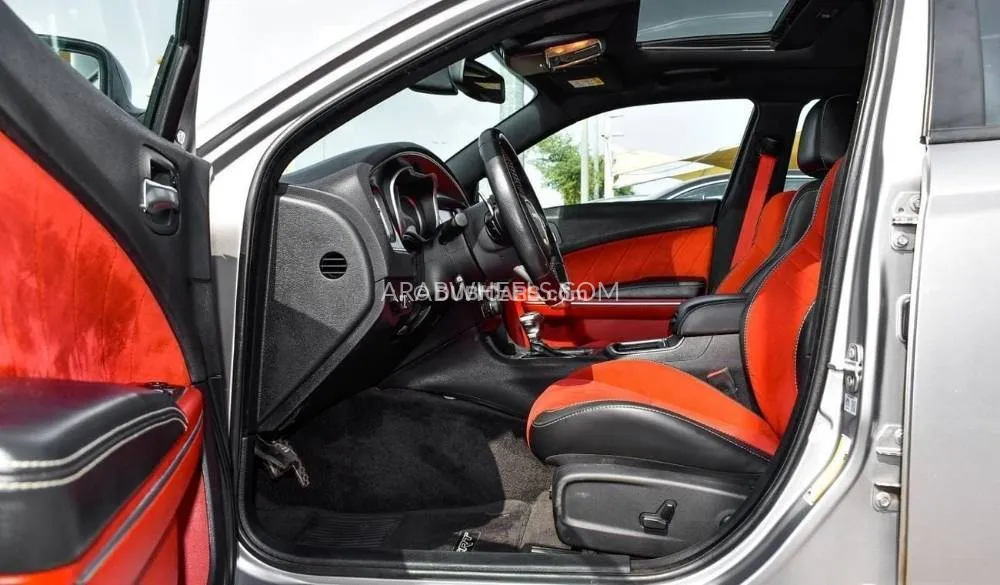 Dodge Charger 2015 for Sale in Sharjah Image-6