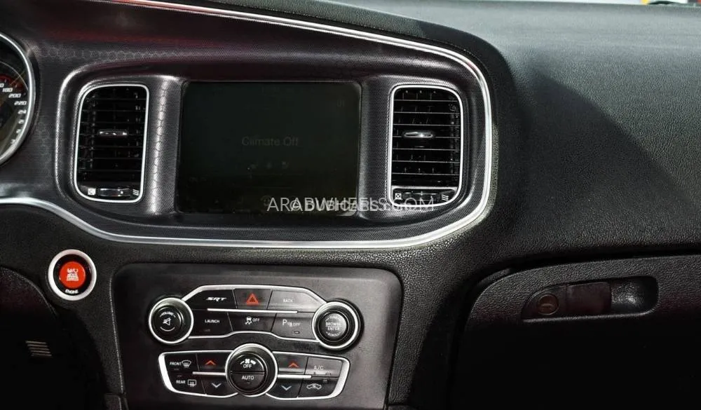 Dodge Charger 2015 for Sale in Sharjah Image-9