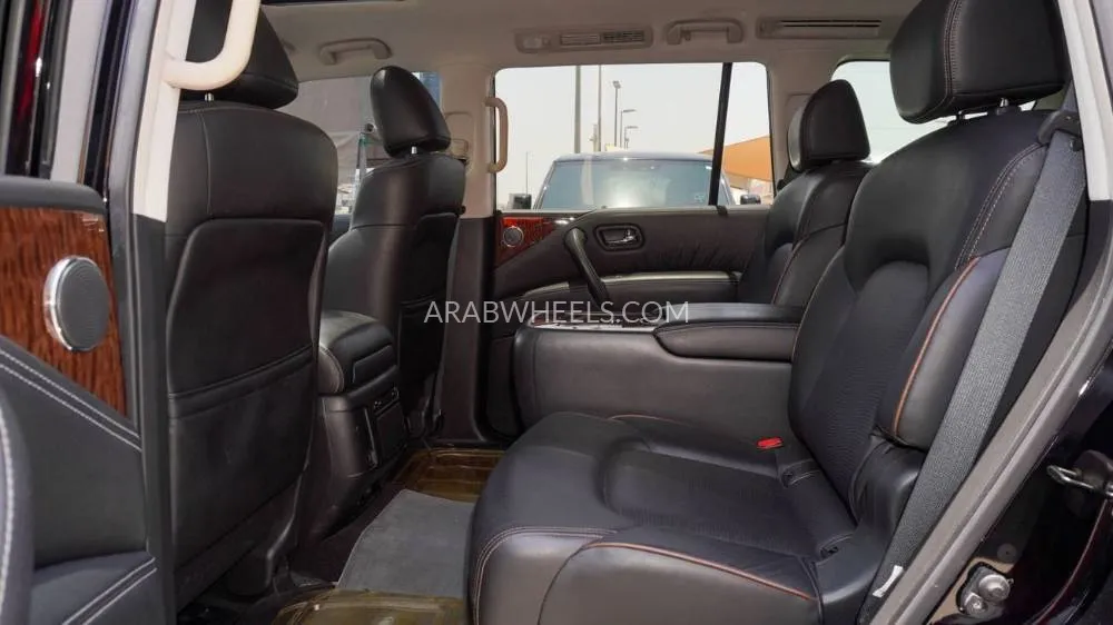 Nissan Armada 2021 for Sale in Sharjah Image-12