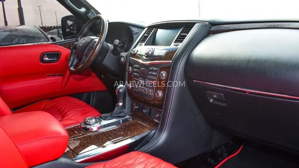 Nissan Patrol 2017 for Sale in Sharjah Image-5