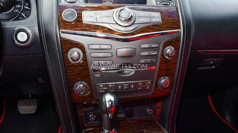 Nissan Patrol 2017 for Sale in Sharjah Image-10