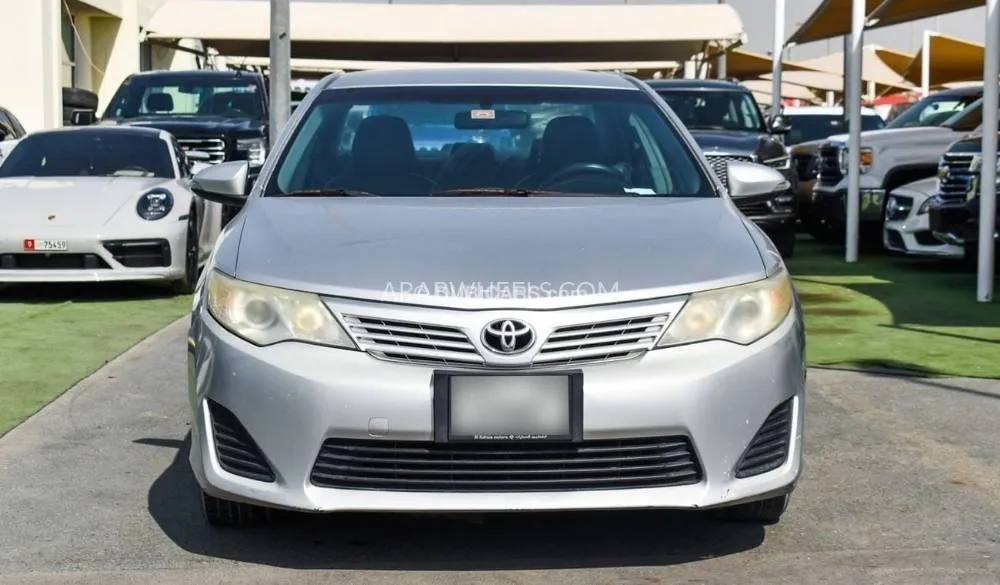 Toyota Camry 2015 for Sale in Sharjah Image-2