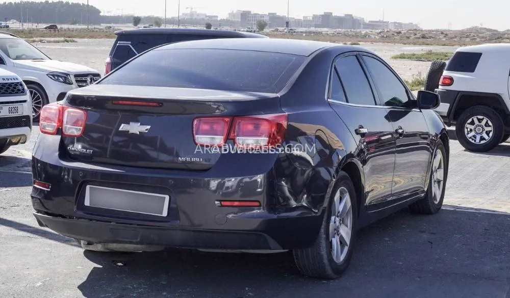 Chevrolet Malibu 2014 for Sale in Sharjah Image-14