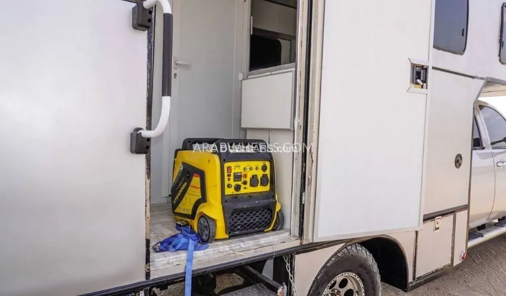 GMC Sierra 2010 for Sale in Sharjah Image-14