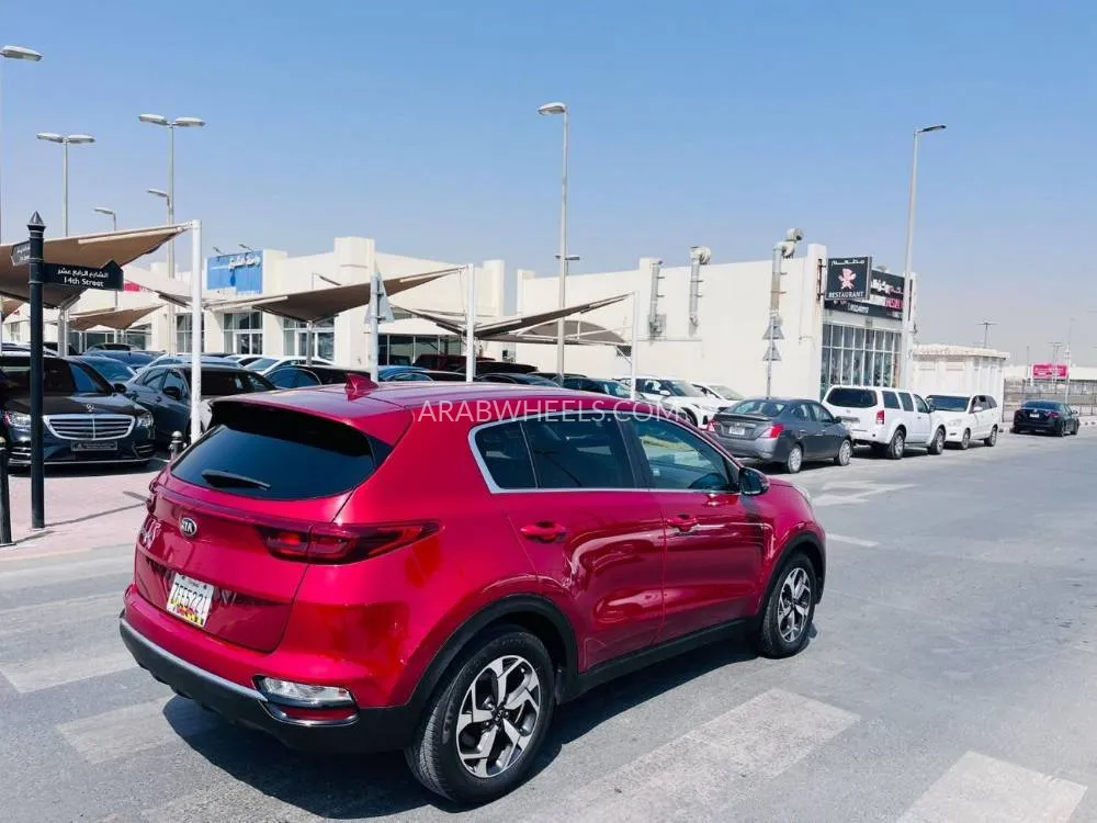 Kia Sportage 2020 for Sale in Sharjah Image-8
