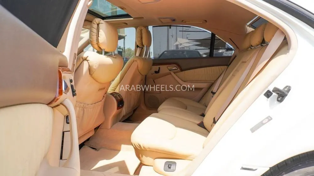 مرسيدس بنز CLS Class 2002 for Sale in الشارقة Image-14