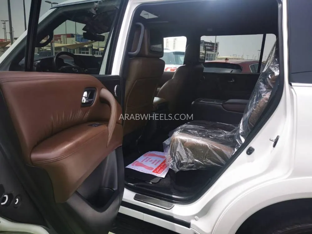 Nissan Armada 2022 for Sale in Sharjah Image-11