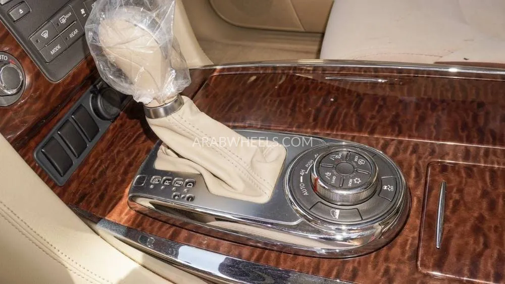 Nissan Patrol 2012 for Sale in Sharjah Image-8