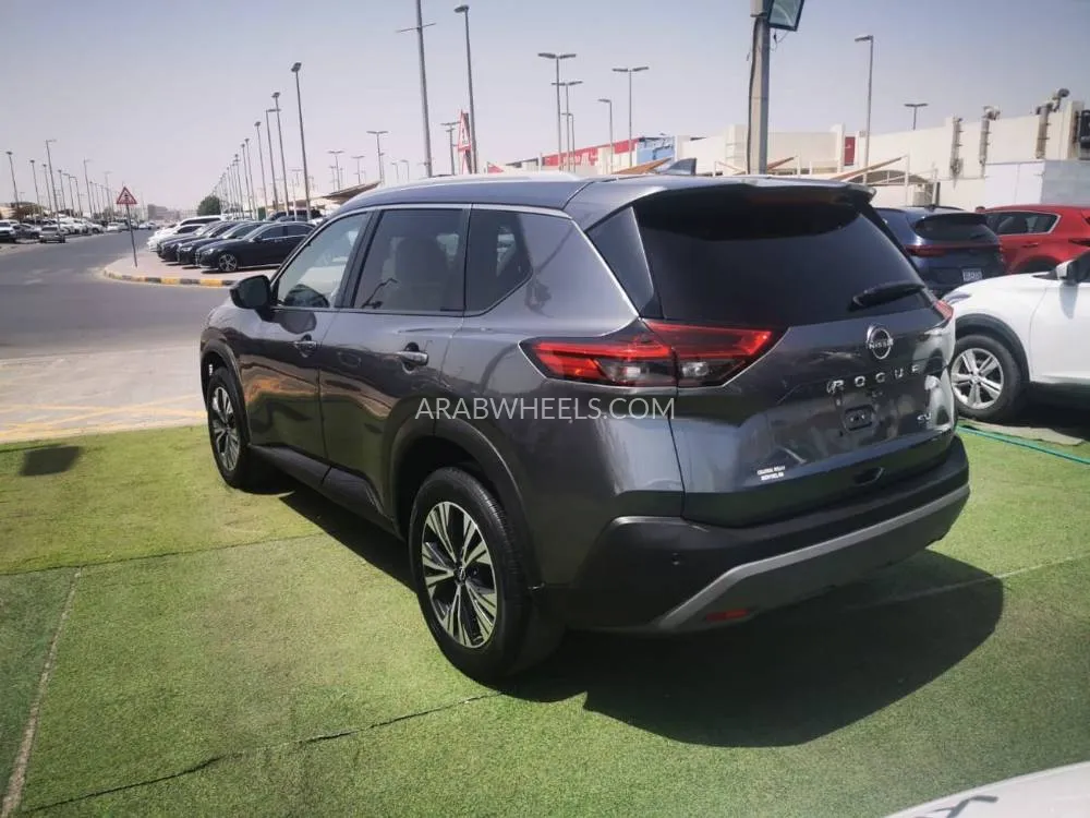 Nissan Rogue 2023 for Sale in Sharjah Image-9