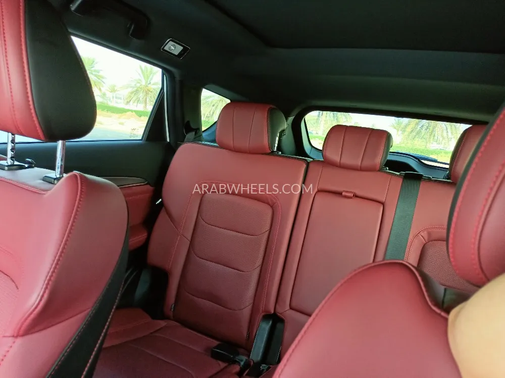 جاكوار X70 2023 for Sale in العين Image-4