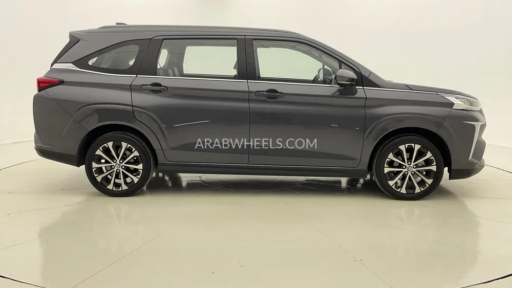 Toyota Veloz 2024 for Sale in Dubai Image-2