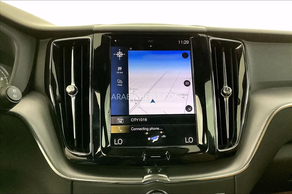 فولفو إكس سي 60 2020 for Sale in دبي Image-10