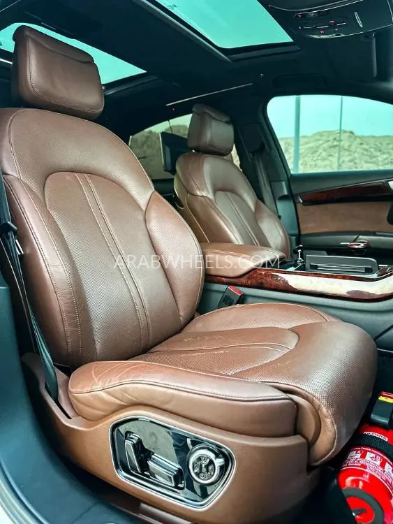 Audi A8 2014 for Sale in Abu Dhabi Image-11