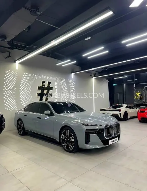 BMW 7 series 2023 for Sale in Dubai Image-5