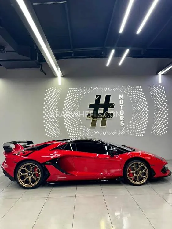 Lamborghini Aventador 2021 for Sale in Dubai Image-11