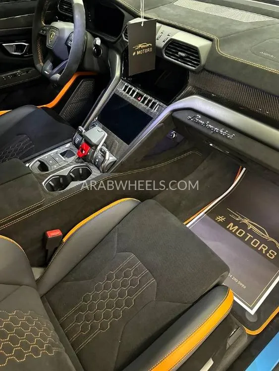 Lamborghini Urus 2024 for Sale in Dubai Image-17