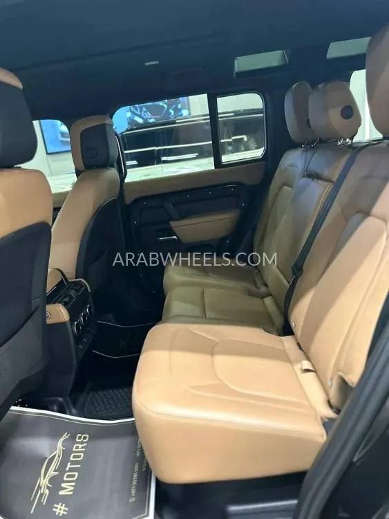 Land Rover Defender 2025 for Sale in Dubai Image-7