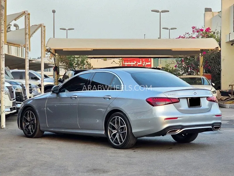 Mercedes Benz E Class 2021 for Sale in Sharjah Image-9