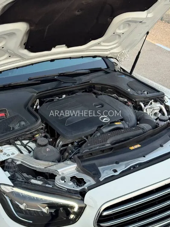 Mercedes Benz E Class 2023 for Sale in Abu Dhabi Image-19