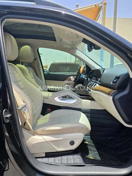 Mercedes Benz GLE Class 2021 for Sale in Sharjah Image-14