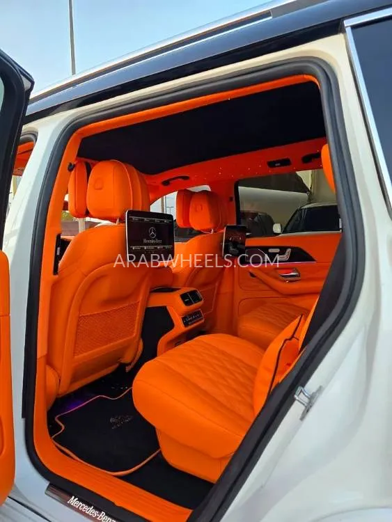 Mercedes Benz GLS 2020 for Sale in Sharjah Image-9
