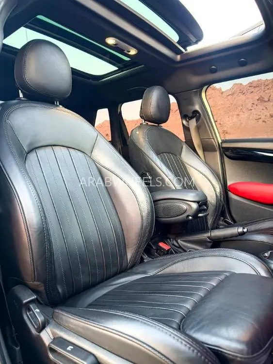 Mini Cooper 2019 for Sale in Abu Dhabi Image-4