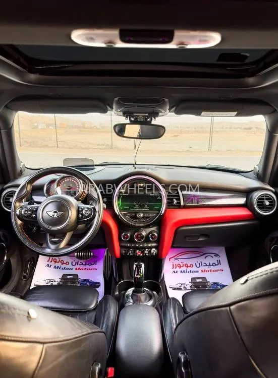 Mini Cooper 2019 for Sale in Abu Dhabi Image-17
